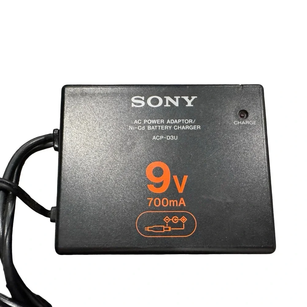 Sony ACP-D3U AC Power Adaptor Ni-Cd Battery Charger 9V 700mA